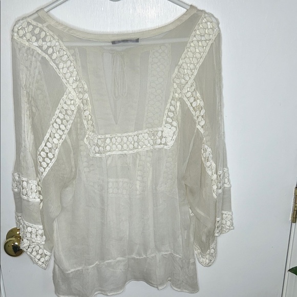 Daniel Rainn Blush Blouse size medium - Picture 4 of 6